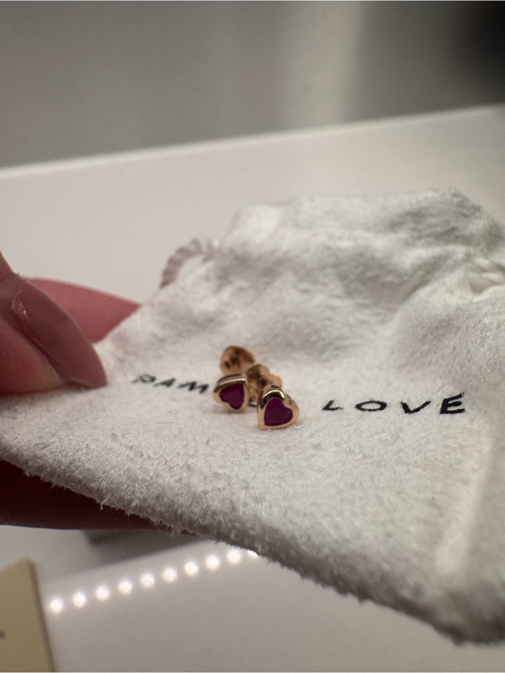 Pamela love ruby heart studs - Picture 7 of 7